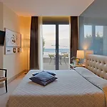 Riviera Dei Fiori Otel