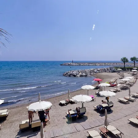 Riviera Dei Fiori Otel San Lorenzo al Mare
