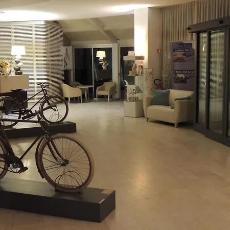 Riviera Dei Fiori Hotel 4*