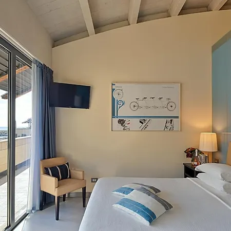 Riviera Dei Fiori Otel San Lorenzo al Mare