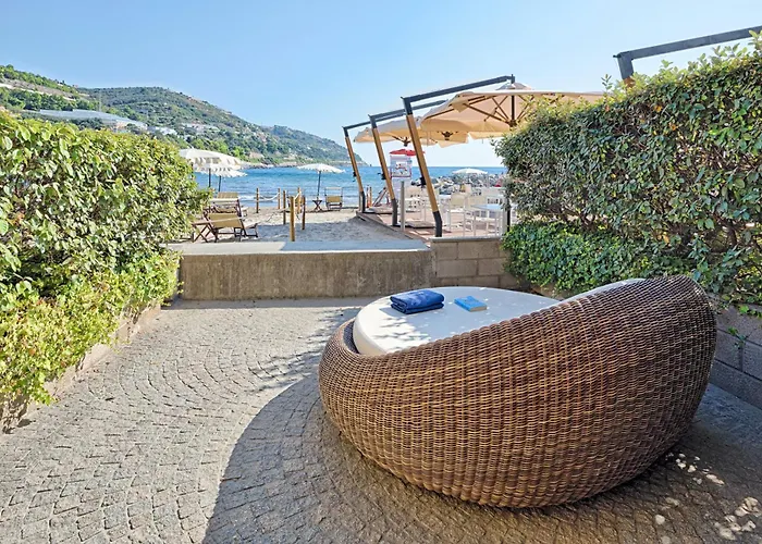 Riviera Dei Fiori