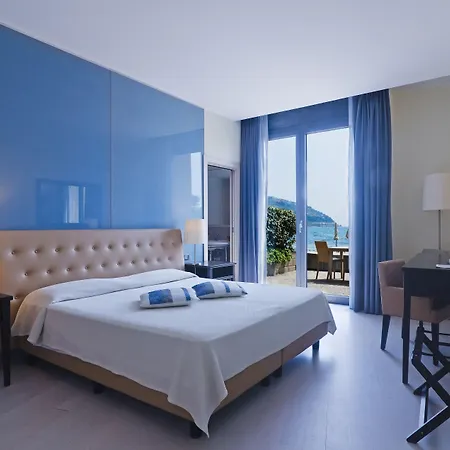 Riviera Dei Fiori 4* 샌로렌조알메어