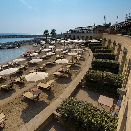 Riviera Dei Fiori 호텔 샌로렌조알메어