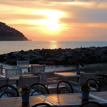 호텔 Riviera Dei Fiori 샌로렌조알메어