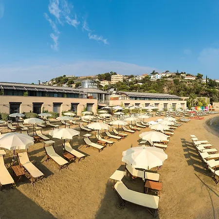 Riviera Dei Fiori 호텔