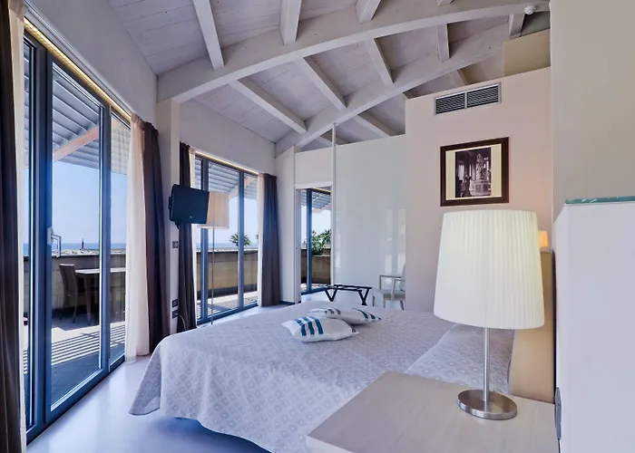 Riviera Dei Fiori 4*